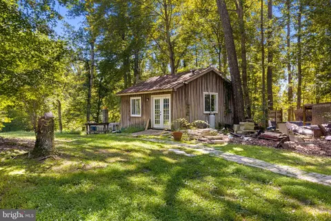 Exterior - 6157 Wilson Rd, Marshall, VA 20115 photo 5 of 7
