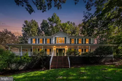 7473 Terranova Dr, Warrenton, VA 20187