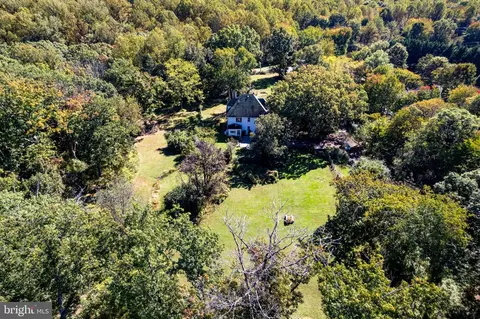 Exterior - 5378 Beverleys Mill Rd, Broad Run, VA 20137 photo 4 of 8