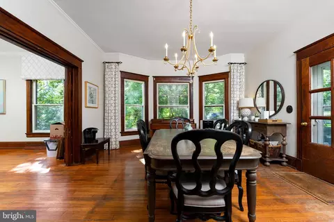 Dining - 5378 Beverleys Mill Rd, Broad Run, VA 20137 photo 1 of 1