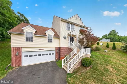 11530 John Marshall Hwy, Markham, VA 22643