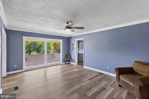 Living - 4567 Lakeside Ct, Marshall, VA 20115 photo 1 of 11