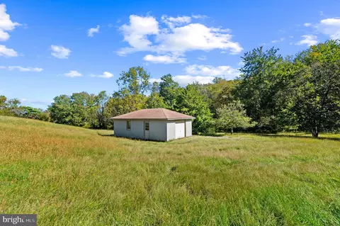 Other - 4567 Lakeside Ct, Marshall, VA 20115 photo 16 of 17