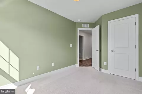 Bedroom - 3571 Stephensons Hill Ln, Marshall, VA 20115 photo 4 of 6
