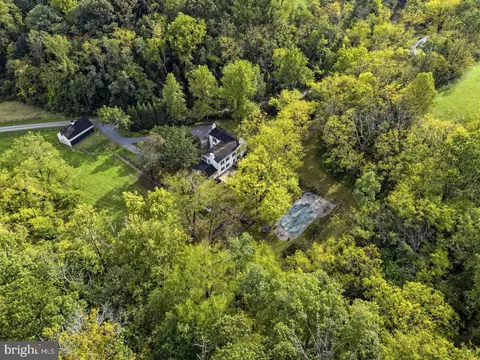 262 Rokeby Rd, Delaplane, VA 20144