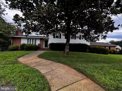 7260 Mosby Dr, Warrenton, VA 20187