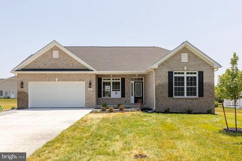 110 Brandylion Dr, Stephens City, VA 22655