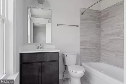 Bath - 740 Huttle Rd, Middletown, VA 22645 photo 2 of 2