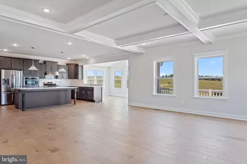 Entry Way - 740 Huttle Rd, Middletown, VA 22645 photo 5 of 15