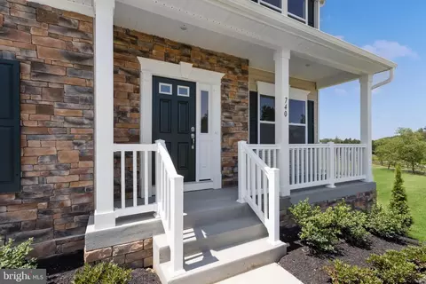 Exterior - 740 Huttle Rd, Middletown, VA 22645 photo 3 of 3