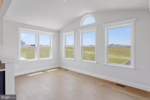 Entry Way - 740 Huttle Rd, Middletown, VA 22645 photo 7 of 15