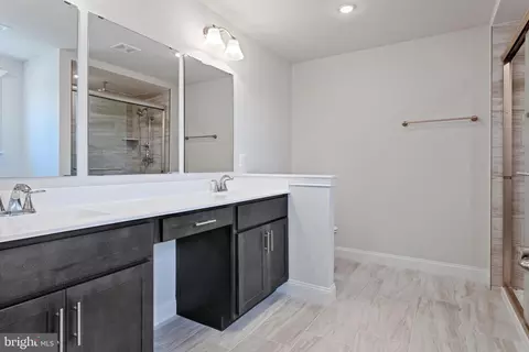 Entry Way - 740 Huttle Rd, Middletown, VA 22645 photo 9 of 15