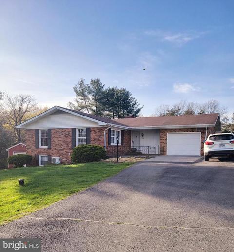 395 Burnt Factory Rd, Stephenson, VA 22656