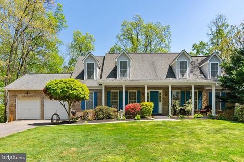 286 Joline Dr, Clear Brook, VA 22624