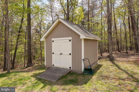 113 Eagle Dr, Cross Junction, VA 22625 photo 41
