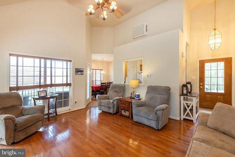 113 Eagle Dr, Cross Junction, VA 22625 photo 9