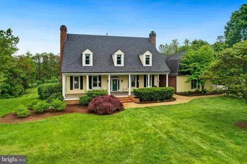 181 Windsor Ln, Winchester, VA 22602
