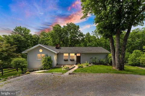 301 Duwamish Trl, Winchester, VA 22602