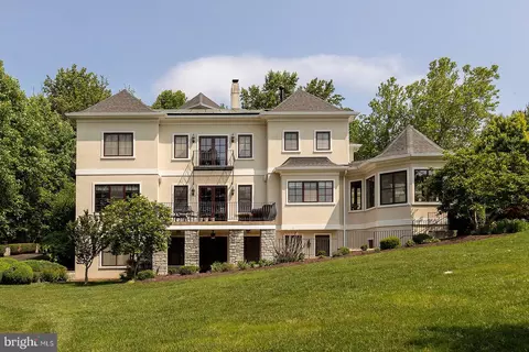 364 Windsor Ln, Winchester, VA 22602