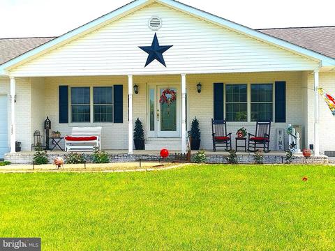 185 Border Ln, Gore, VA 22637 photo 1