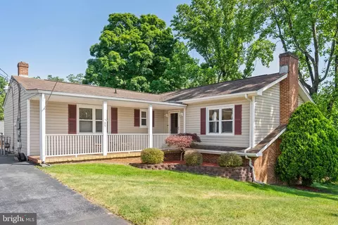 145 Wilkins Dr, Winchester, VA 22602