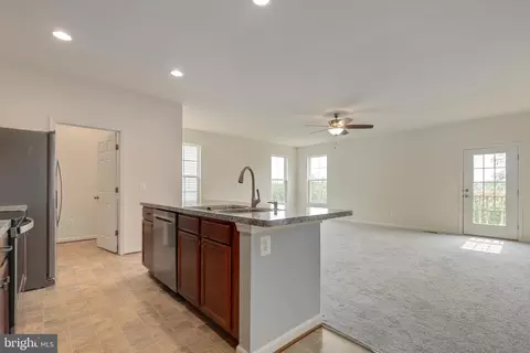 124 Patchwork Dr, Stephenson, VA 22656 photo 6