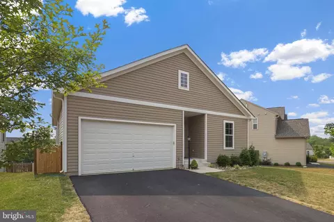 124 Patchwork Dr, Stephenson, VA 22656 photo 2