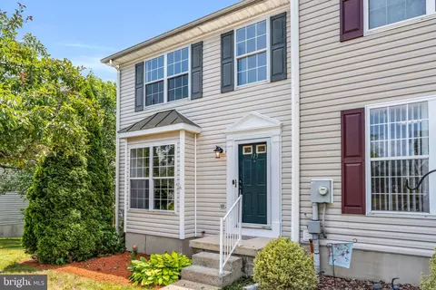 315 Copperfield Ln, Winchester, VA 22602