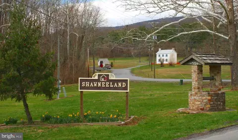 19 Deer Trail, Winchester, VA 22602