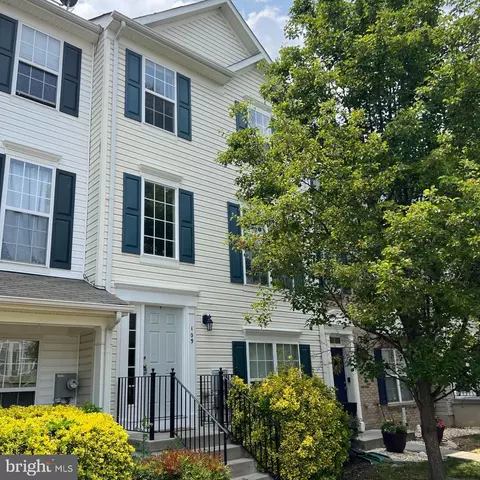 105 Hamilton Ct, Stephens City, VA 22655