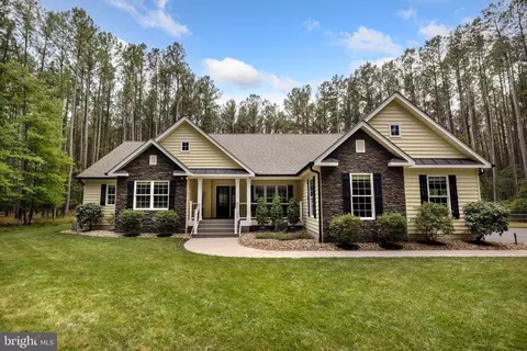 133 Settlers Ln, Stephenson, VA 22656