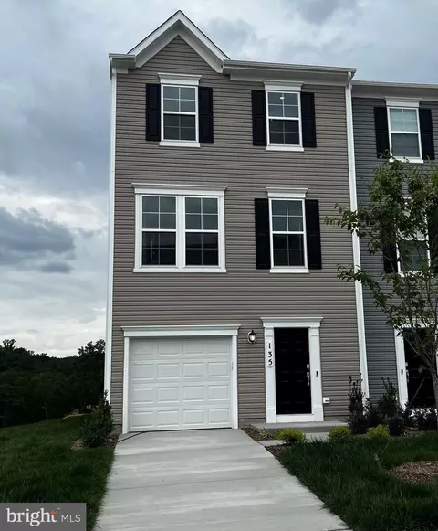 135 Tye Ct #HOME 69, Winchester, VA 22602