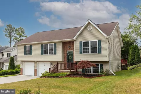 118 Battlefield Dr, Winchester, VA 22602