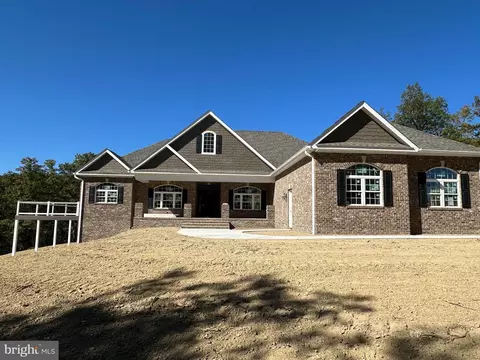281 Fishel Rd, Winchester, VA 22602