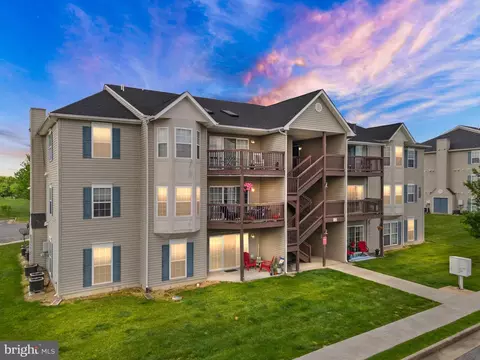 1523 Brookland Ct, Winchester, VA 22602