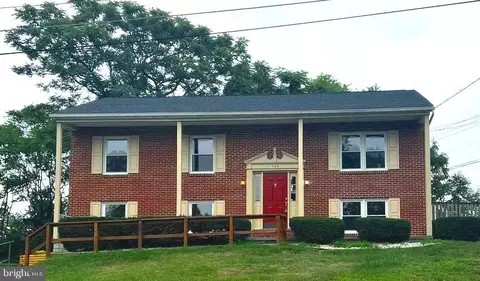 100 Parkwood, Winchester, VA 22602