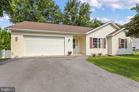 107 Everette Pl, Winchester, VA 22602