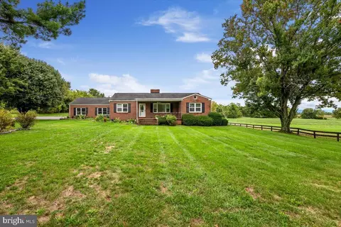117 Clark Rd, Stephens City, VA 22655