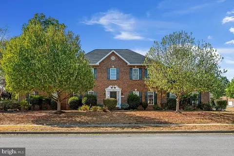 112 Boydton Plank Dr, Stephens City, VA 22655