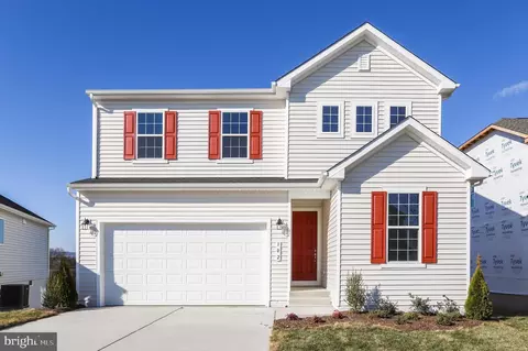 102 Curtain Fall Dr, Middletown, VA 22645