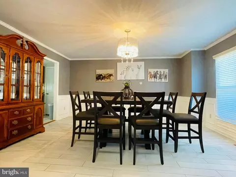 142 Woodrow Rd, Winchester, VA 22602 photo 4