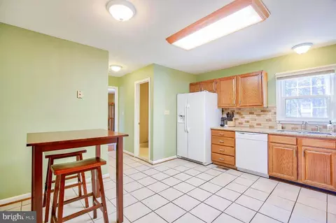 142 Woodrow Rd, Winchester, VA 22602 photo 10