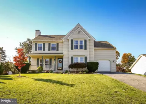 142 Woodrow Rd, Winchester, VA 22602