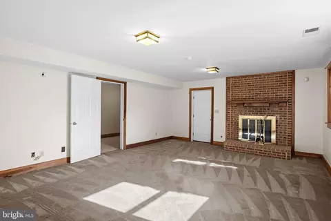 595 Glendobbin Rd, Winchester, VA 22603 photo 17