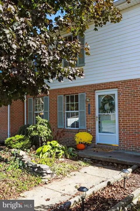 405 Buckingham Dr, Stephens City, VA 22655