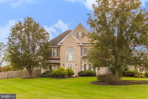 223 Fairfield Dr, Winchester, VA 22602