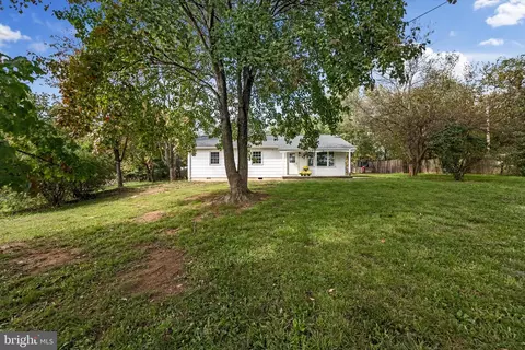 675 Dicks Hollow Rd, Winchester, VA 22603