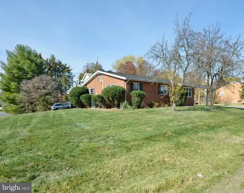 303 Dogwood Rd, Winchester, VA 22602