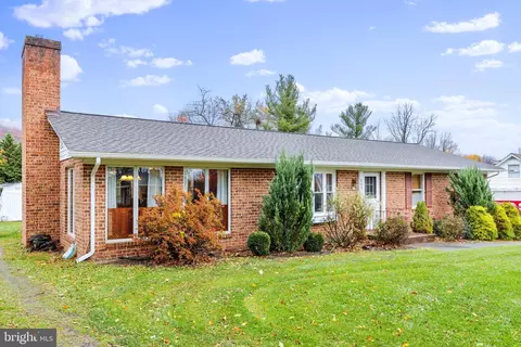 117 Apache Trl, Winchester, VA 22602 photo 3