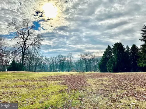 20 Hopewell Road, Clear Brook, VA 22624